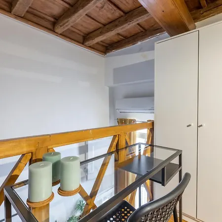 아파트 Little House In Trastevere *